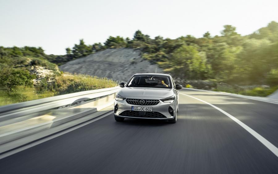  Opel Corsa (F) 2019 года  (фото 24 из 35)